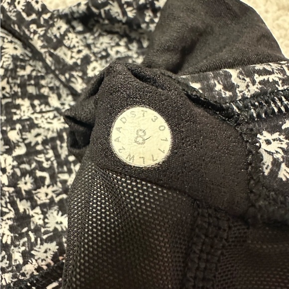 Lululemon Free To Be Sports Bra Daisy Dust Alpine White Black - Picture 6 of 8